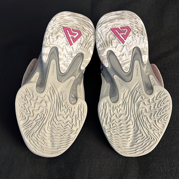 Nike kids shoes - Picture 6 of 11